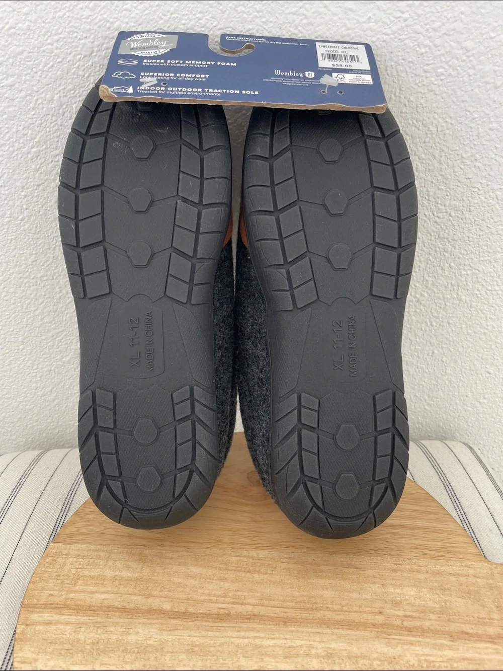 SALE! 50% Off Wembley Men's Charcoal Memory Foam Slip-On Slippers Size XL 11-12